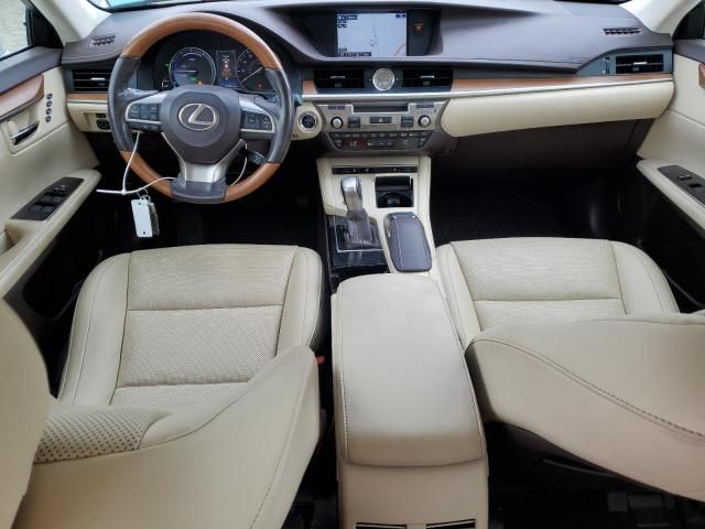 2016 Lexus ES 300H