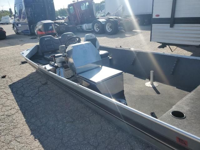 1999 Alweld Boat