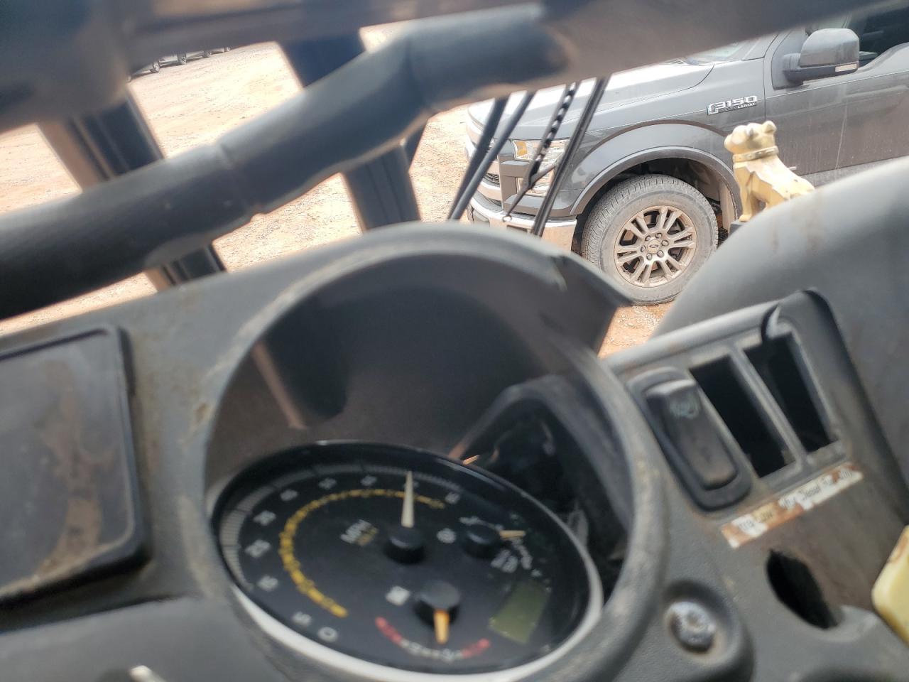 2015 Mack 600 Concrete Pump Truck