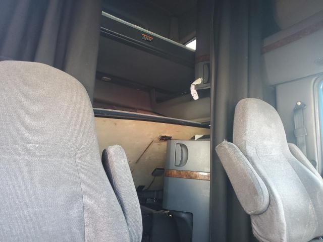 2018 International LT625 Semi Truck