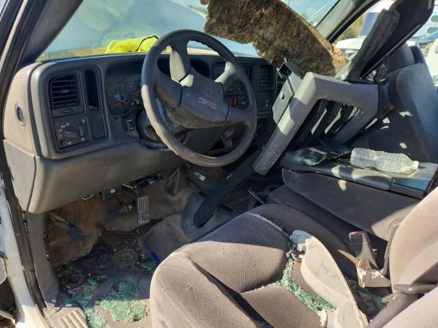 2005 GMC New Sierra K3500