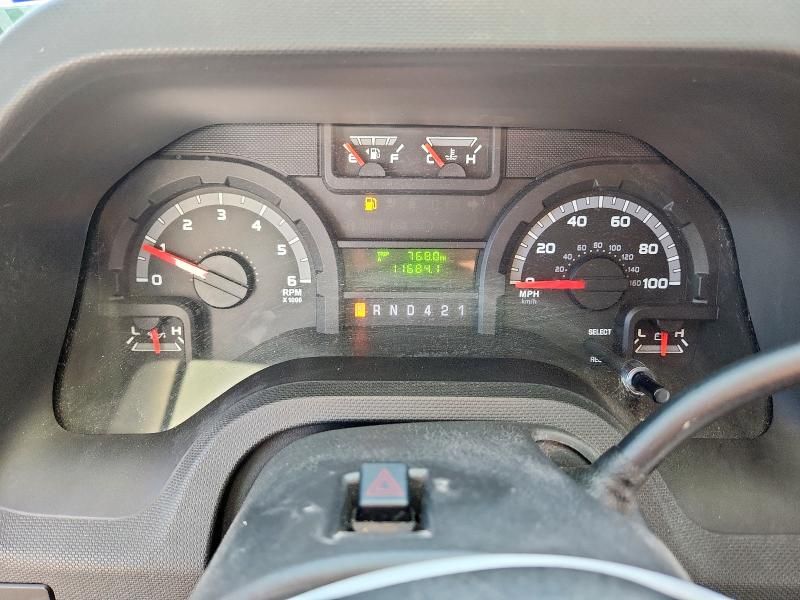 2017 Ford Econoline E450 Super Duty Cutaway Van