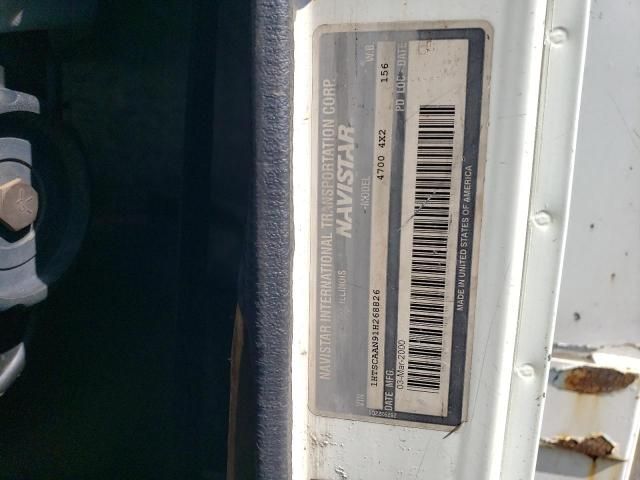 2001 International 4000 4700