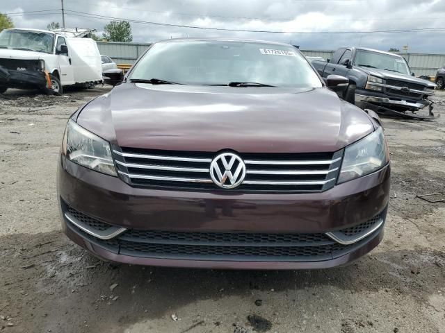 2013 Volkswagen Passat SE