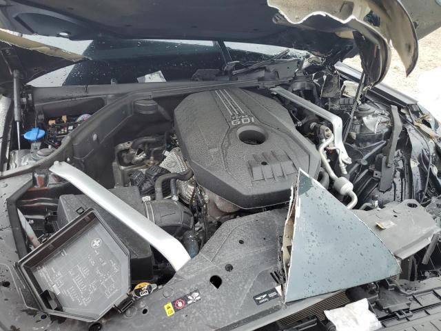 2023 Genesis G70 Base