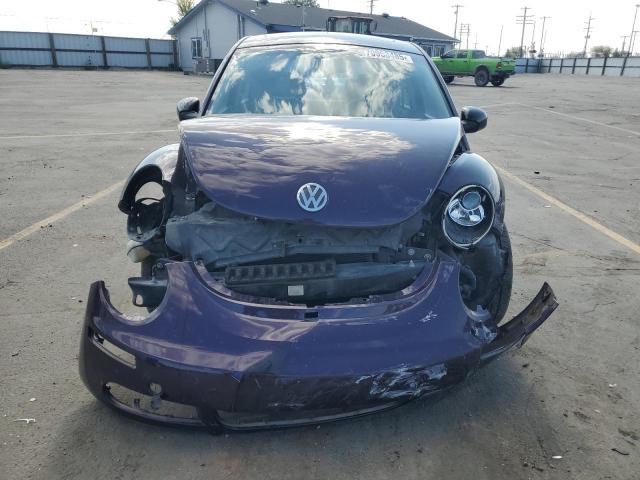 2009 Volkswagen New Beetle s