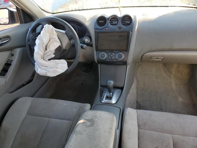 2010 Nissan Altima Base