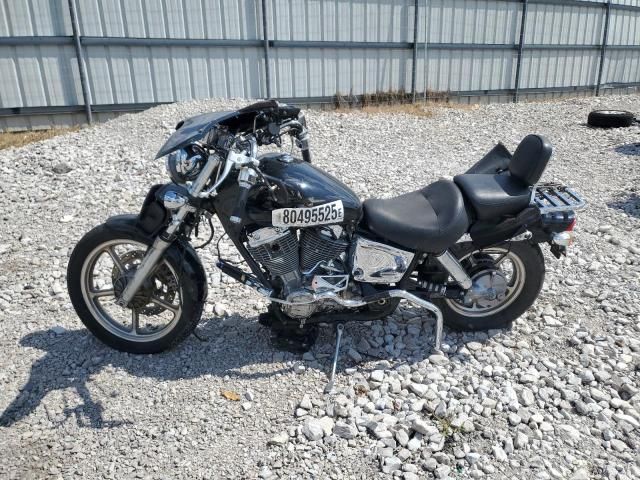 2005 Honda VT1100 C