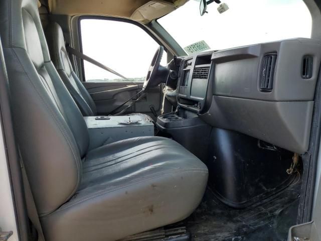 2006 Chev Express Cargo 2500 1