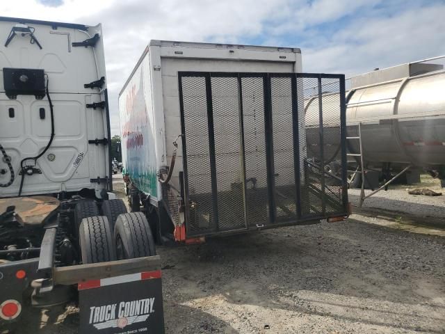 2006 Isuzu NPR