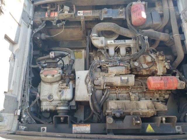 2011 Utility VS2RA Refrigerated Van Trailer