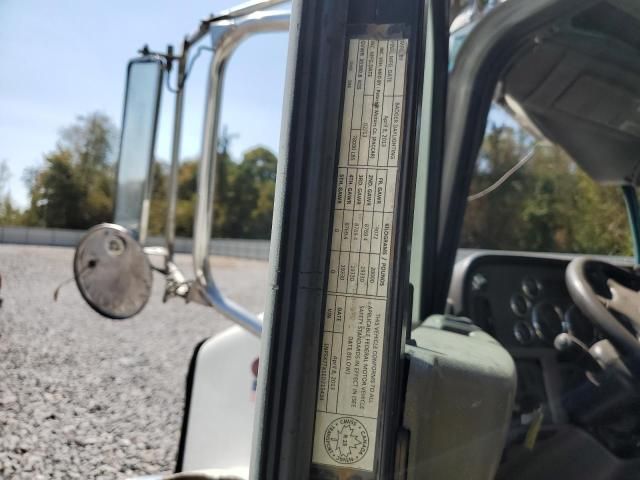 2014 Peterbilt 365 Truck Cab AND Chassis