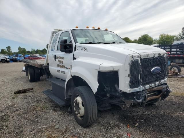 2019 Ford F650 Super Duty Flatbed Truck