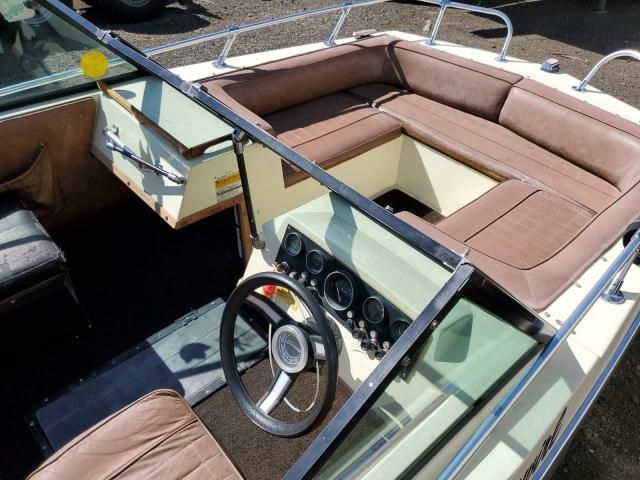 1981 Seaswirl 1981 Seaw Venture 17-Boat