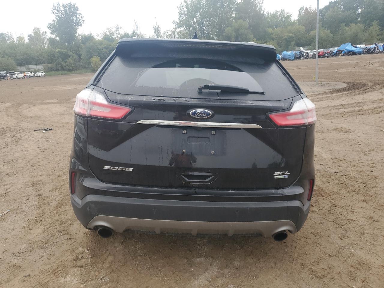 2020 Ford Edge sel