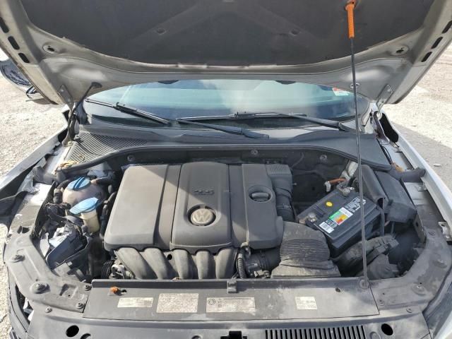 2012 Volkswagen Passat S