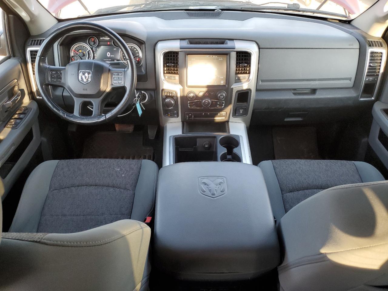 2014 Dodge Ram 1500 slt
