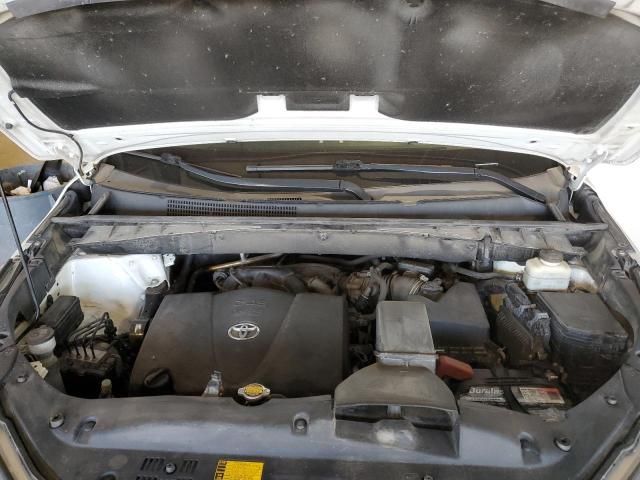2017 Toyota Highlander SE