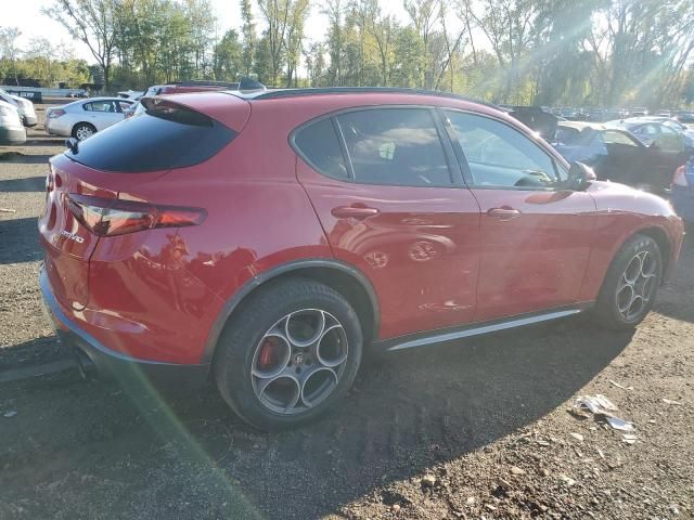 2022 Alfa Romeo Stelvio TI