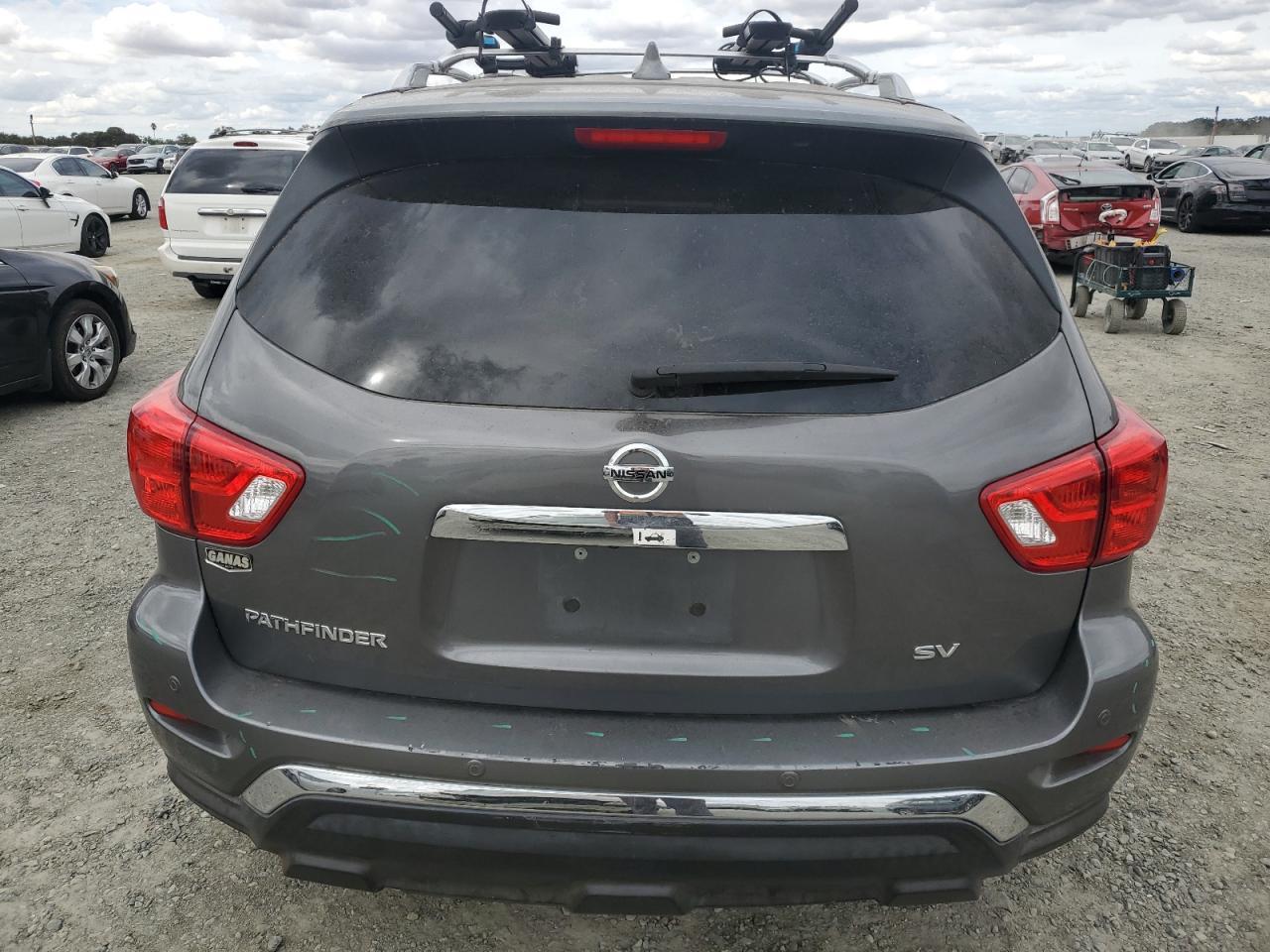 2019 Nissan Pathfinder s