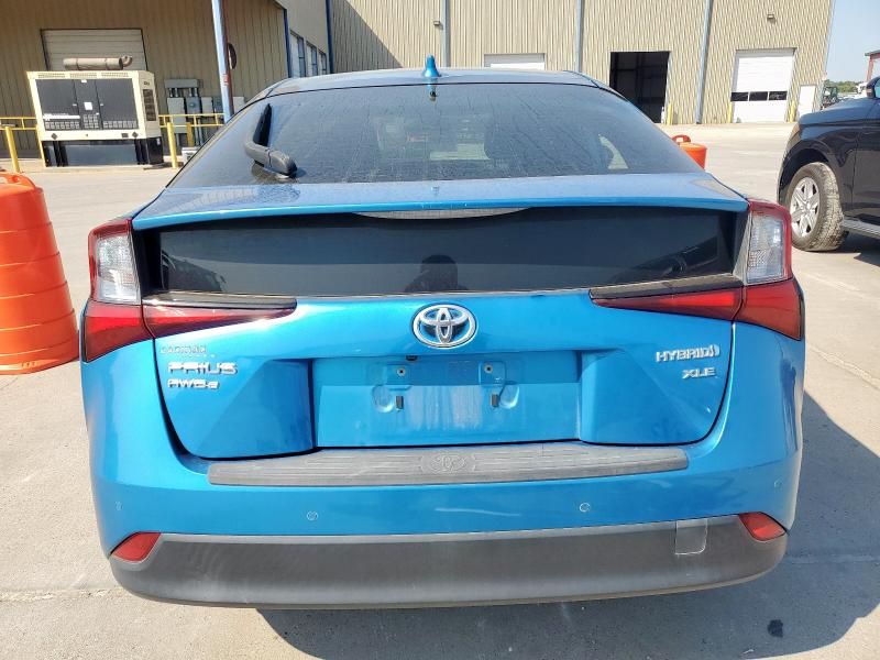 2020 Toyota Prius LE