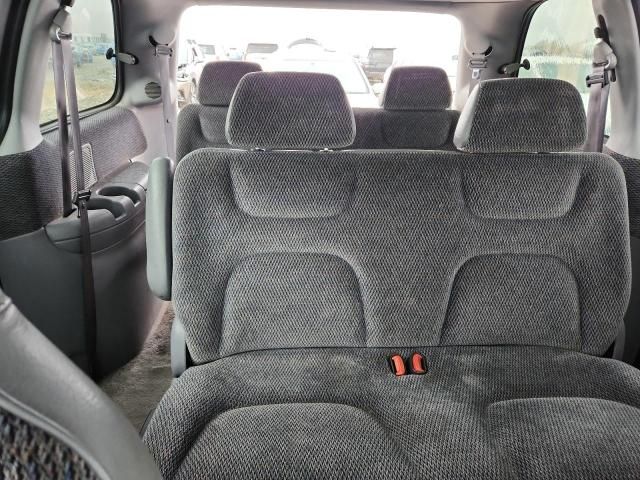 1997 Plymouth Voyager SE
