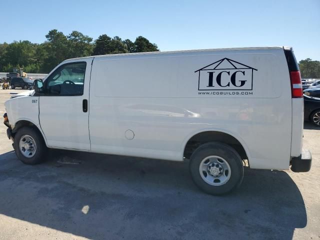 2022 Chevrolet Express G2500