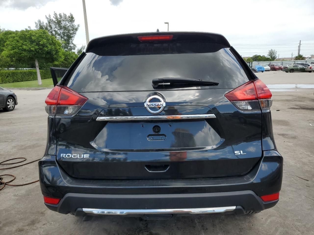2018 Nissan Rogue s