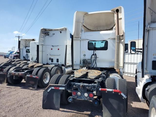 2013 Kenworth T660 Semi Truck