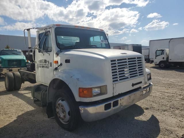1997 International 4000 4700
