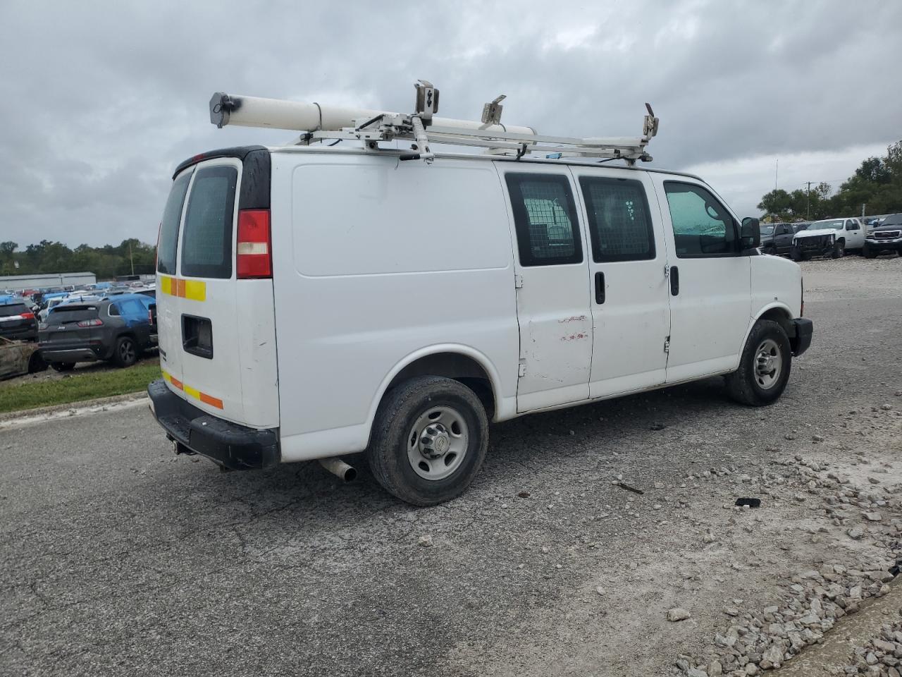 2013 Chev Express G2500