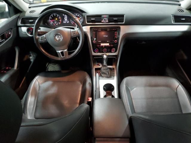2013 Volkswagen Passat SE