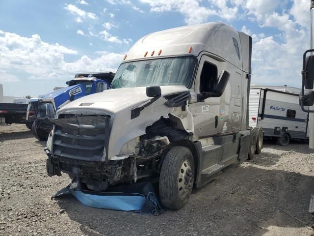 2019 Freightliner Cascadia 126 Semi Truck