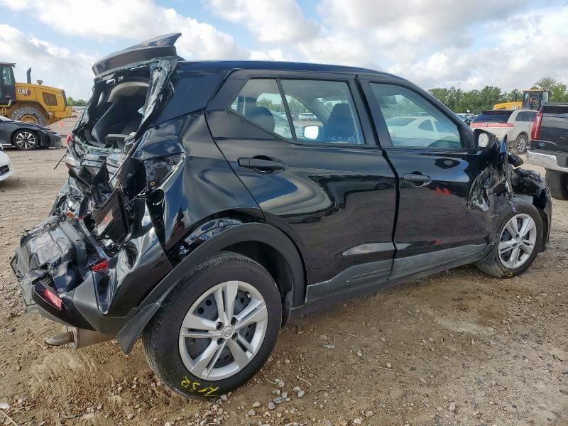 2024 Nissan Kicks S