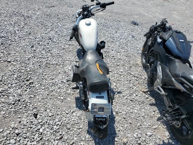 2000 Harley-Davidson XL883