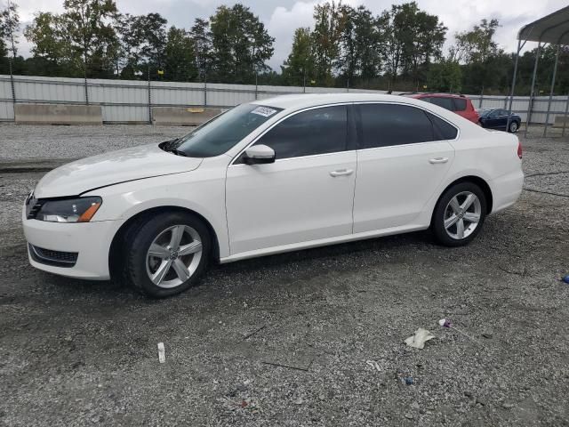 2014 Volkswagen Passat SE