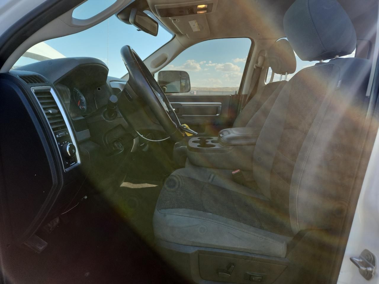 2015 Dodge Ram 1500 slt