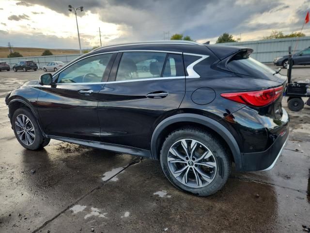 2017 Infiniti QX30 Base