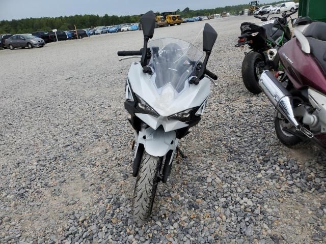 2025 Kawasaki EX500 H