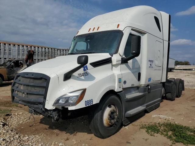 2021 Freightliner Cascadia 126 Semi Truck