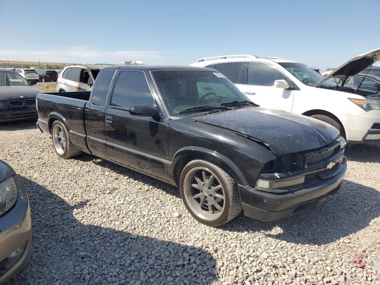2003 Chevrolet S Truck S10