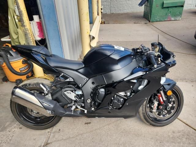 2025 Kawasaki ZX1002 L