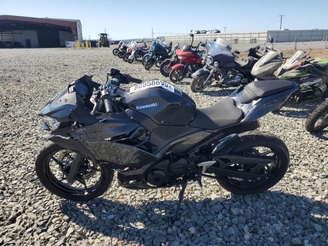2022 Kawasaki EX400