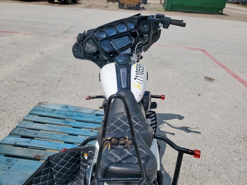 2019 Harley-Davidson Flhxs