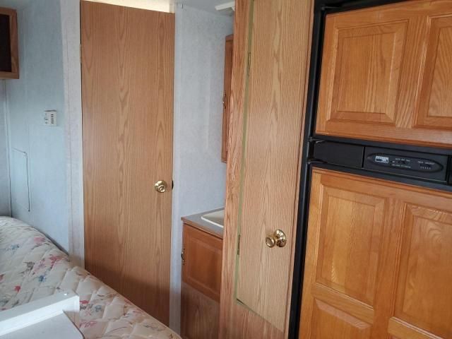 2003 Dutchmen M-19FL Lite