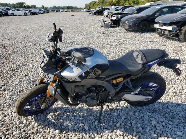 2025 Yamaha MT09 SP