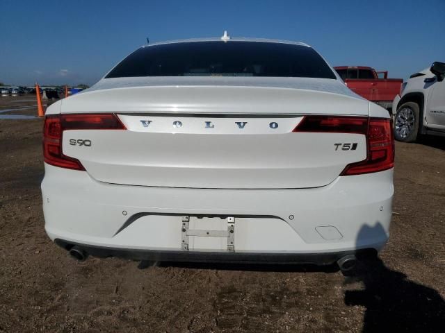 2018 Volvo S90 T5 Momentum