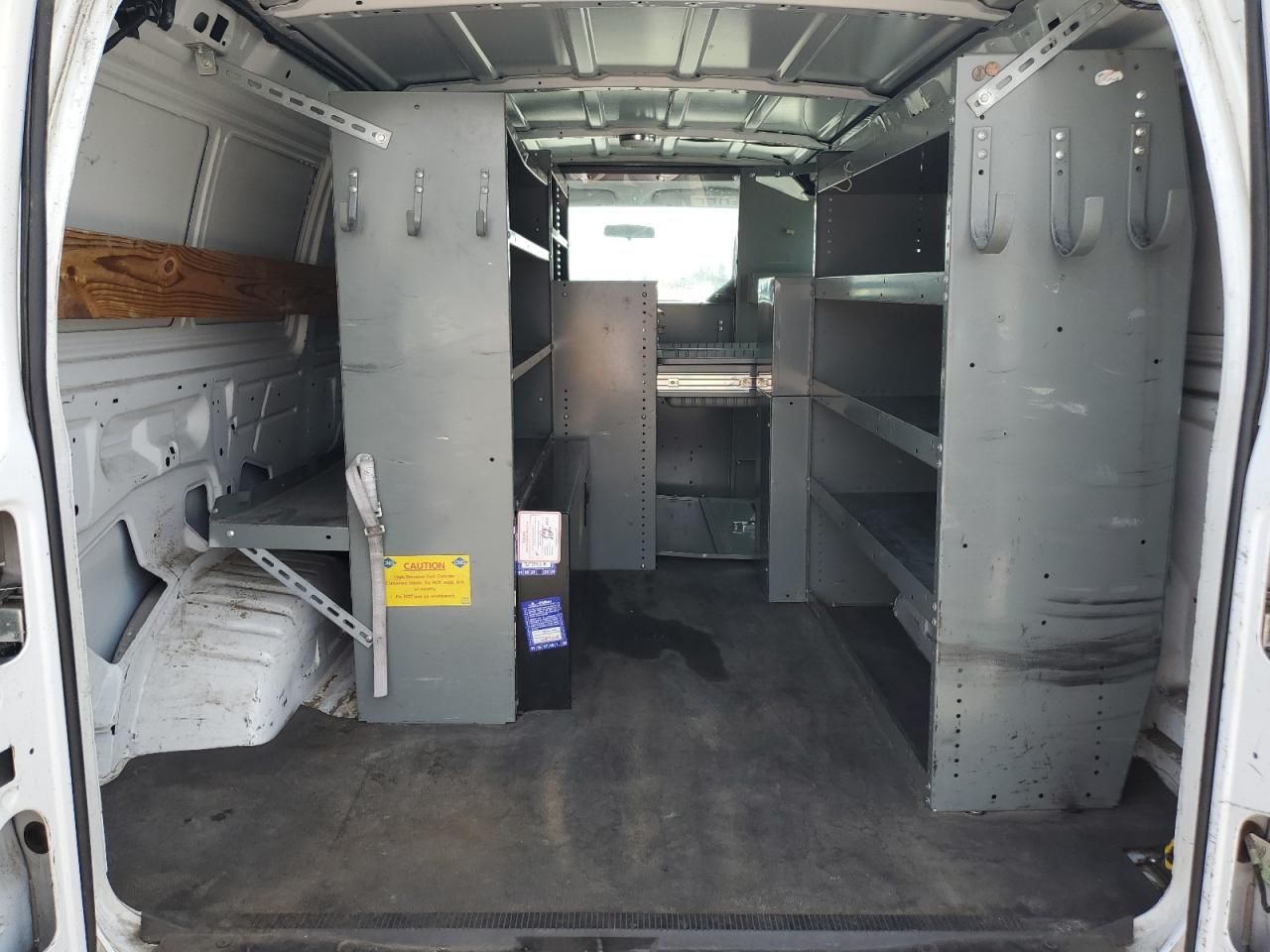 2010 Ford Econoline E250 van