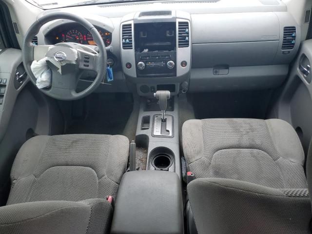 2010 Nissan Frontier Crew cab se