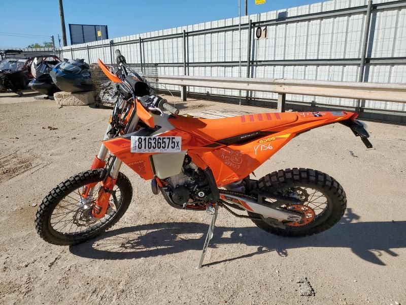 2025 KTM Enduro